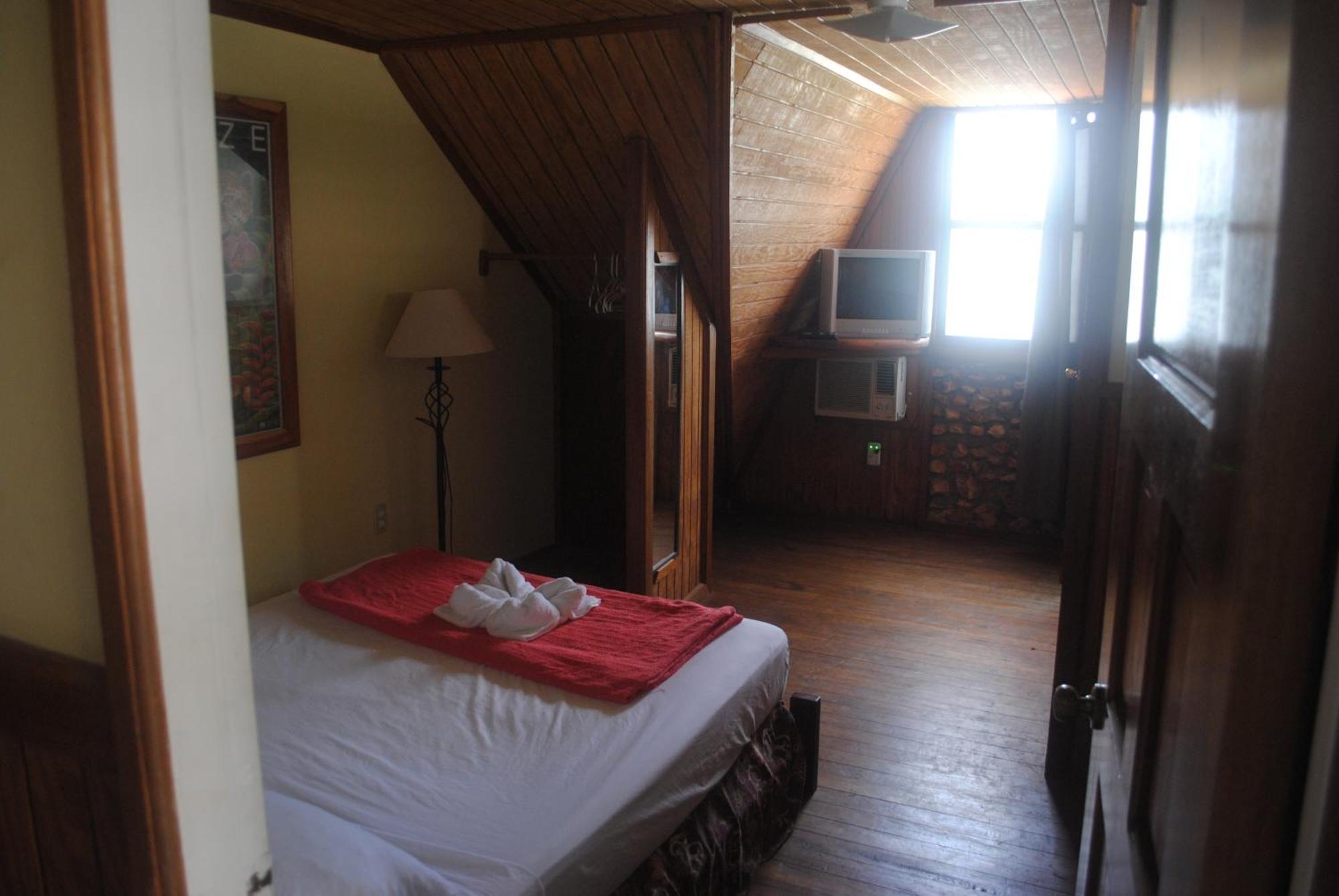 The Sea Front Inn Punta Gorda Room photo